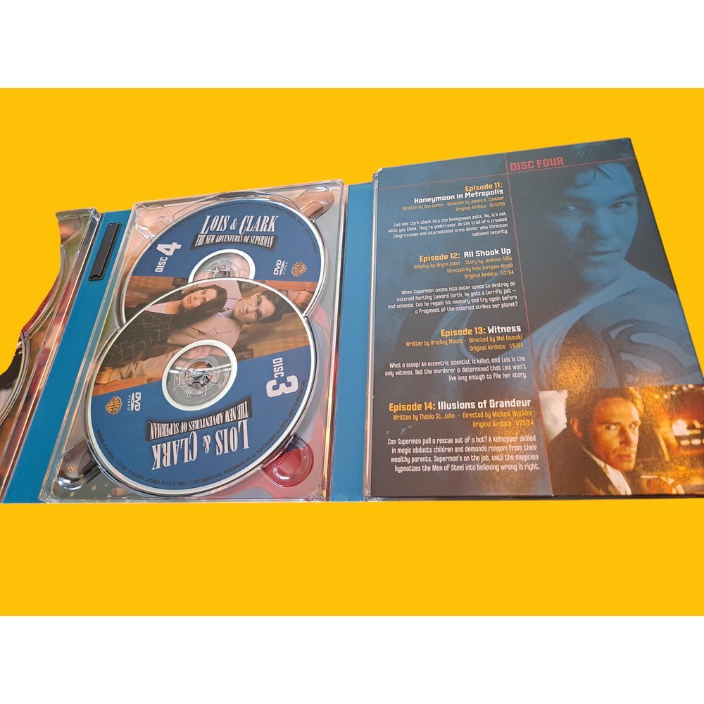Lois & Clark: The New Adventures of Superman Complete First Season DVD Box Set - Picture 5 of 6